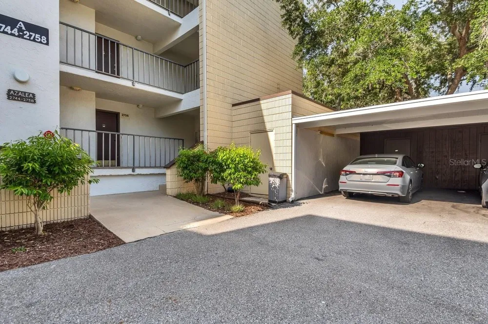 2753 ORCHID OAKS DRIVE #104 Sarasota, FL 34239