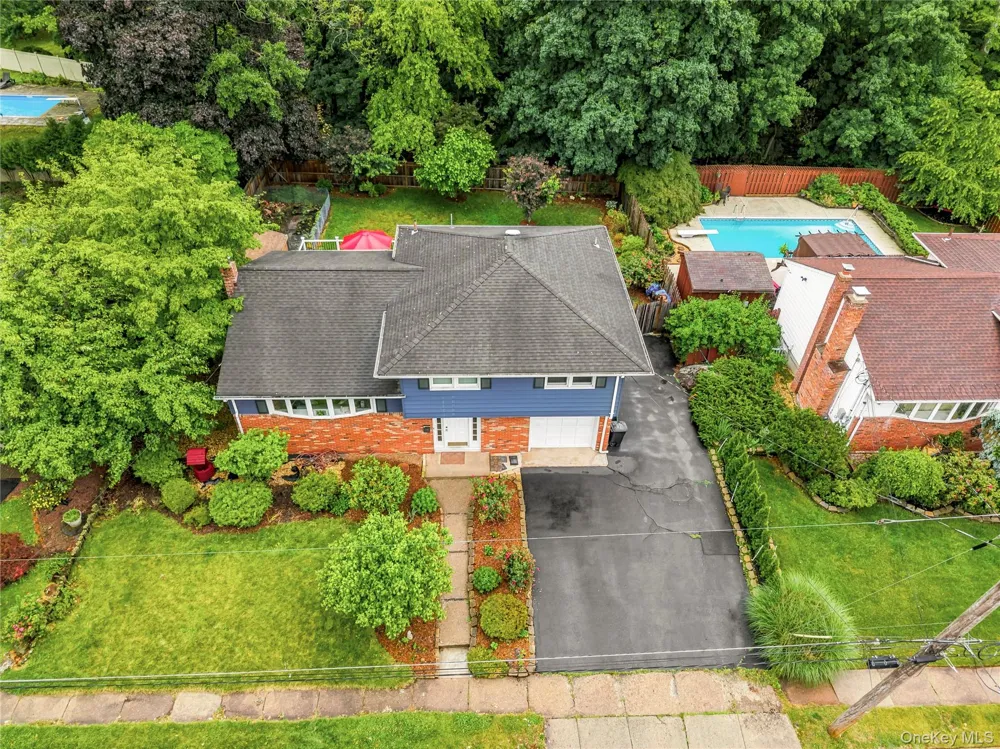 4 Forest Knoll Drive Suffern, NY 10901