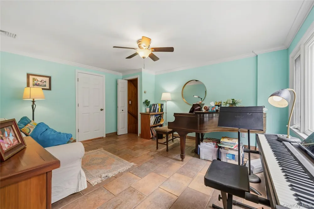 4 Forest Knoll Drive Suffern, NY 10901
