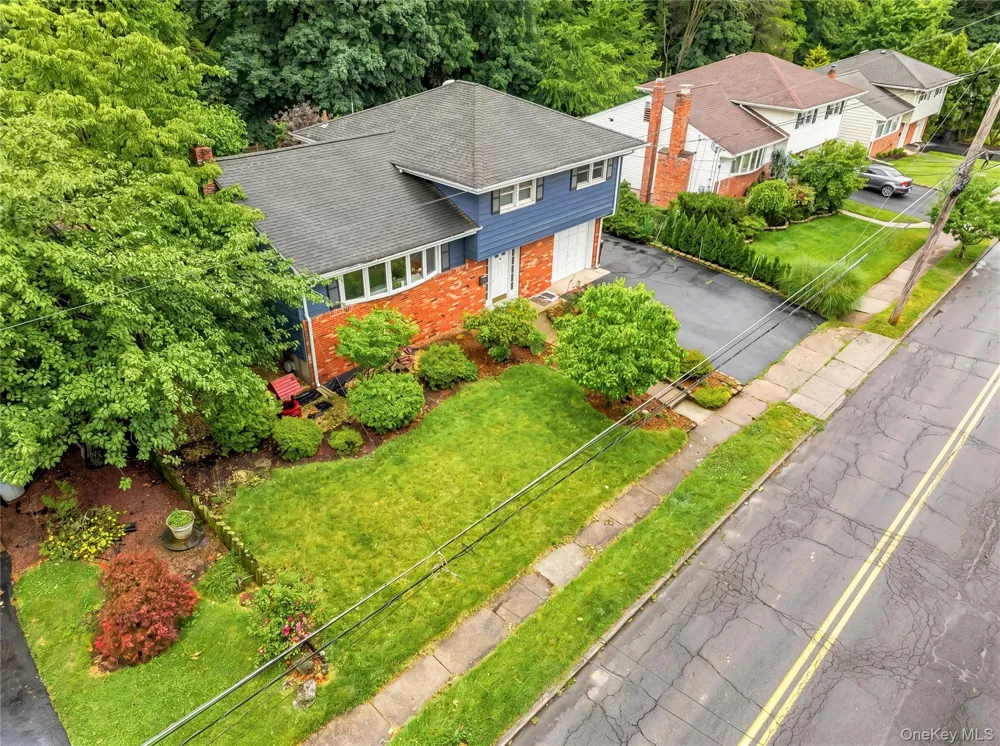 4 Forest Knoll Drive Suffern, NY 10901