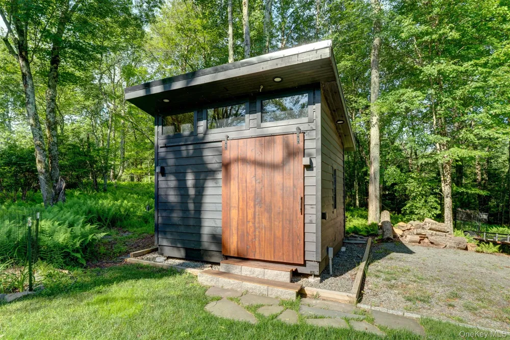 110 Silver Birch Way Swan Lake, NY 12783