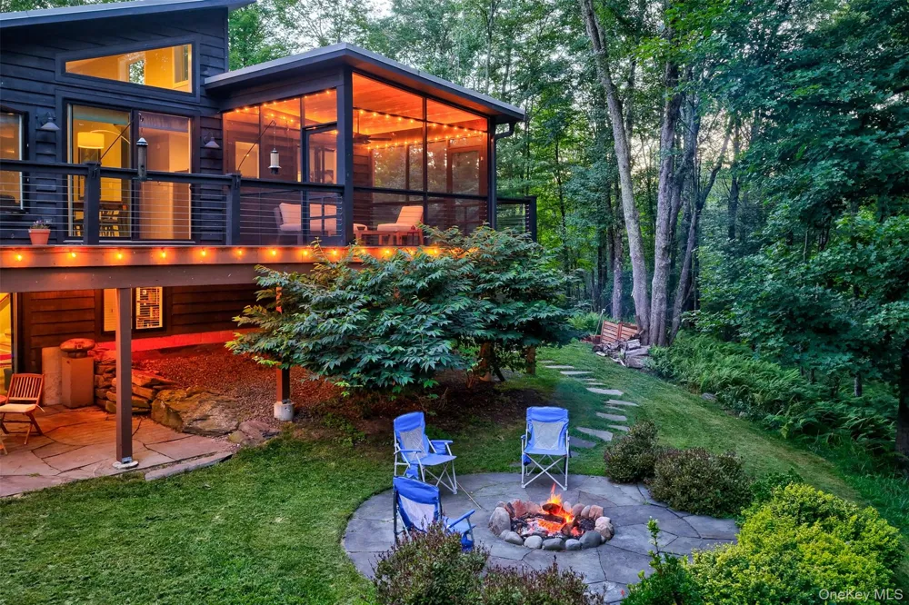 110 Silver Birch Way Swan Lake, NY 12783