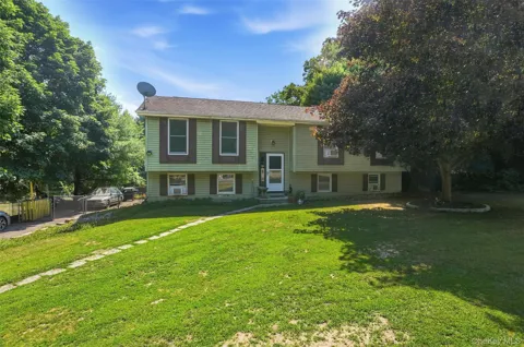 4 Riverside Drive