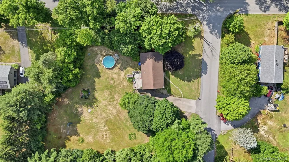 4 Riverside Drive Pine Bush, NY 12566