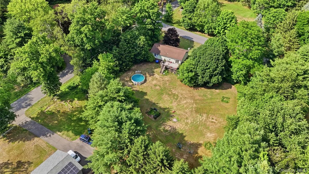 4 Riverside Drive Pine Bush, NY 12566