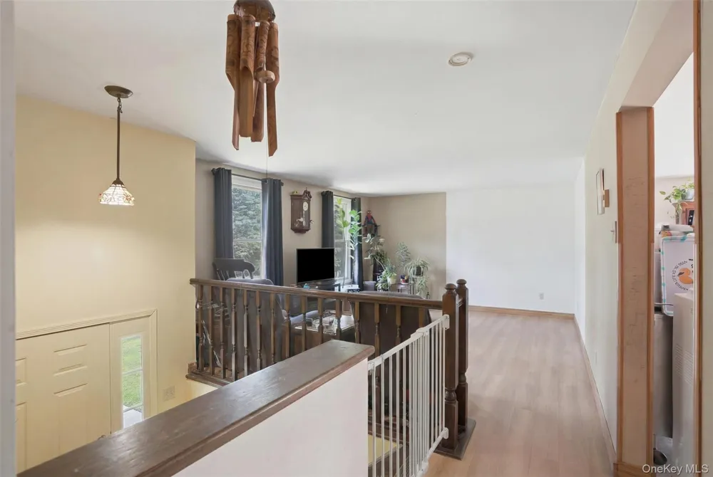 4 Riverside Drive Pine Bush, NY 12566