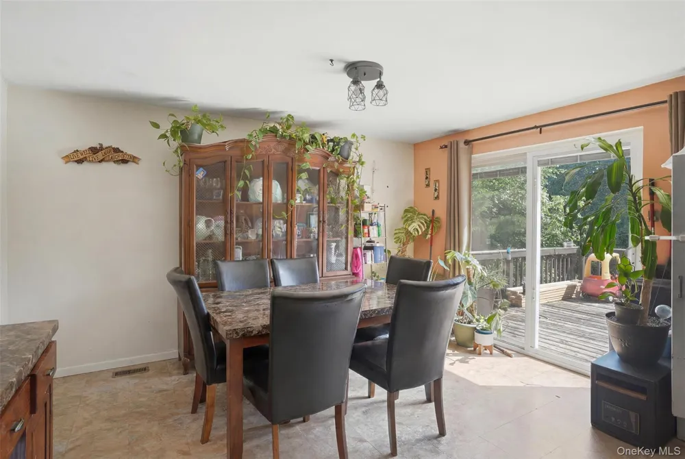 4 Riverside Drive Pine Bush, NY 12566