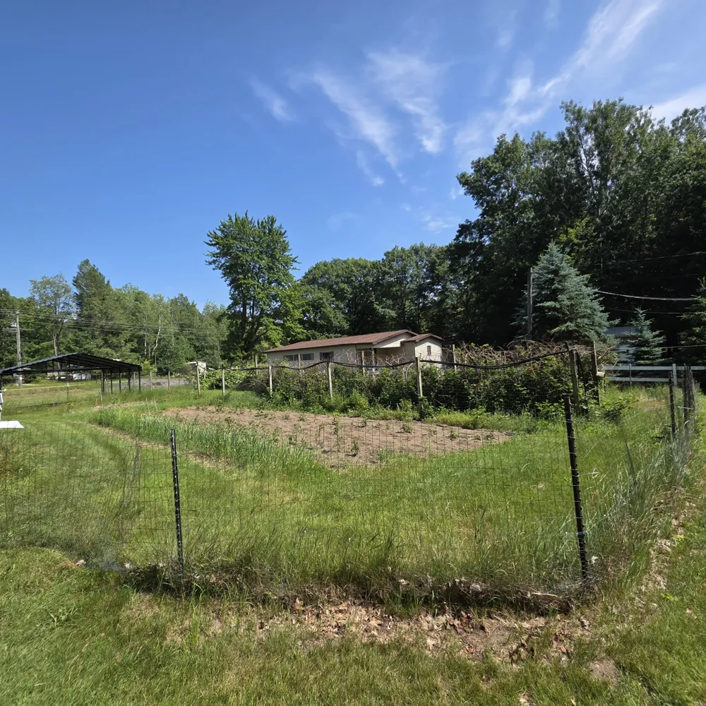 4244 S Paybowme Trail Shelby, MI 49455