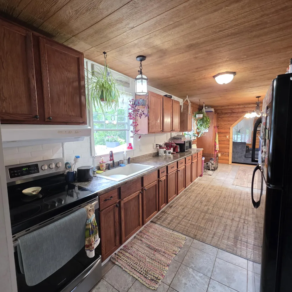 4244 S Paybowme Trail Shelby, MI 49455