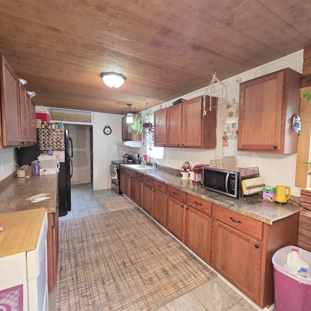 4244 S Paybowme Trail Shelby, MI 49455
