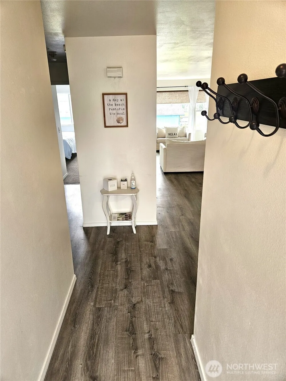 1515 Ocean Beach Boulevard #202 Long Beach, WA 98631
