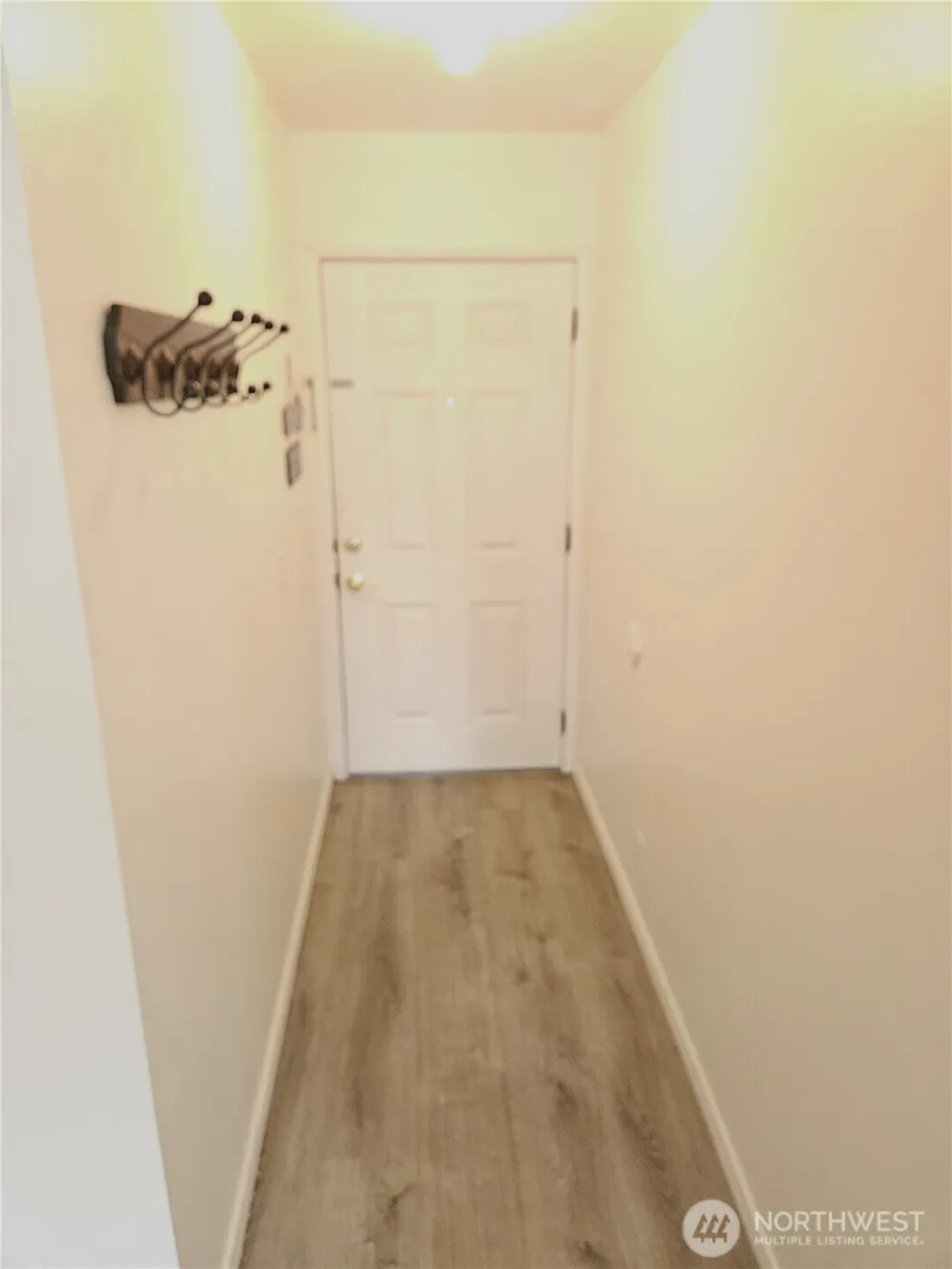 1515 Ocean Beach Boulevard #202 Long Beach, WA 98631