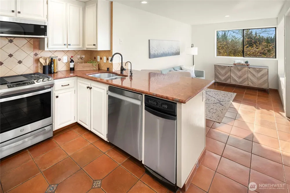 7407 180th Street SW Edmonds, WA 98026