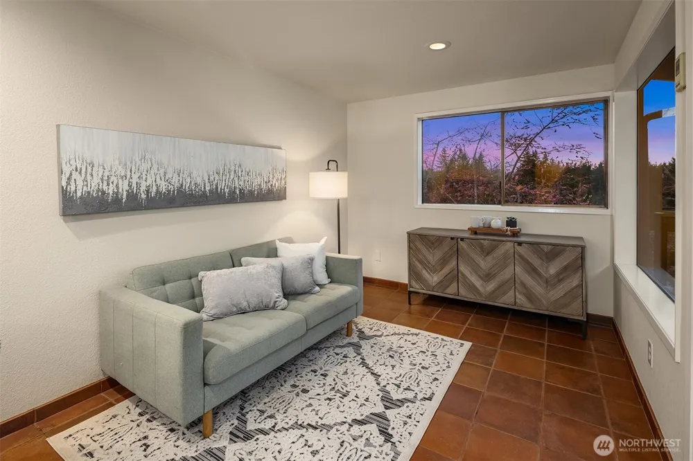 7407 180th Street SW Edmonds, WA 98026