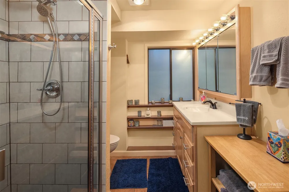 7407 180th Street SW Edmonds, WA 98026