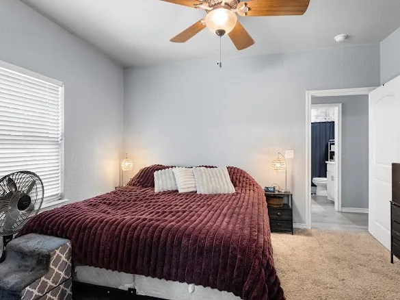 207 Hubbard Street Alvord, TX 76225