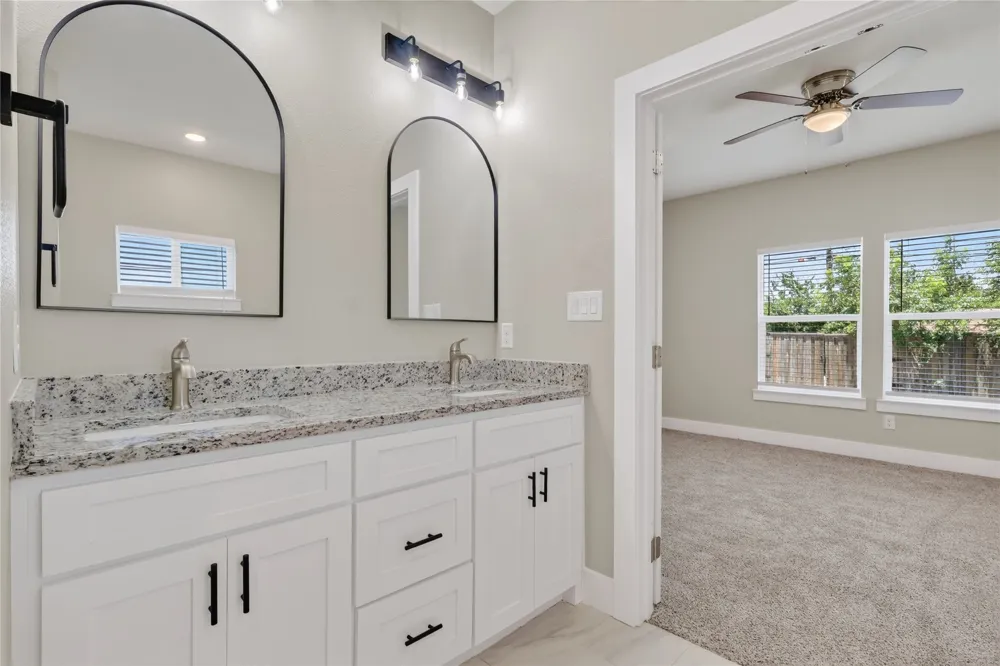 3208 NW 31st Street Fort Worth, TX 76106