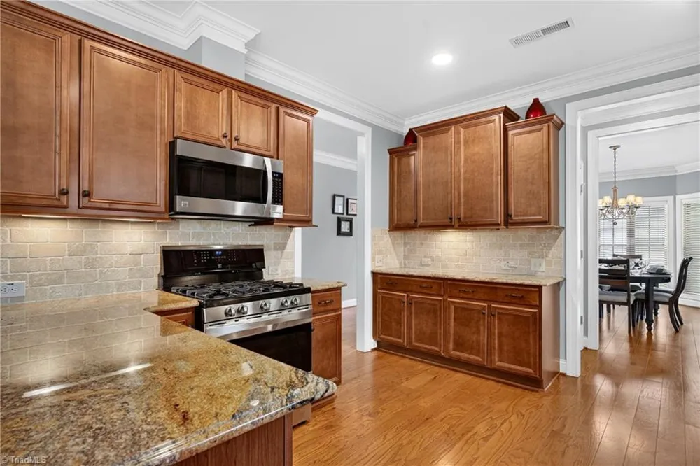 204 Jordan Ridge Way Jamestown, NC 27282