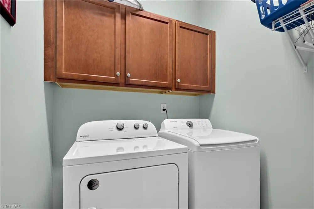 204 Jordan Ridge Way Jamestown, NC 27282