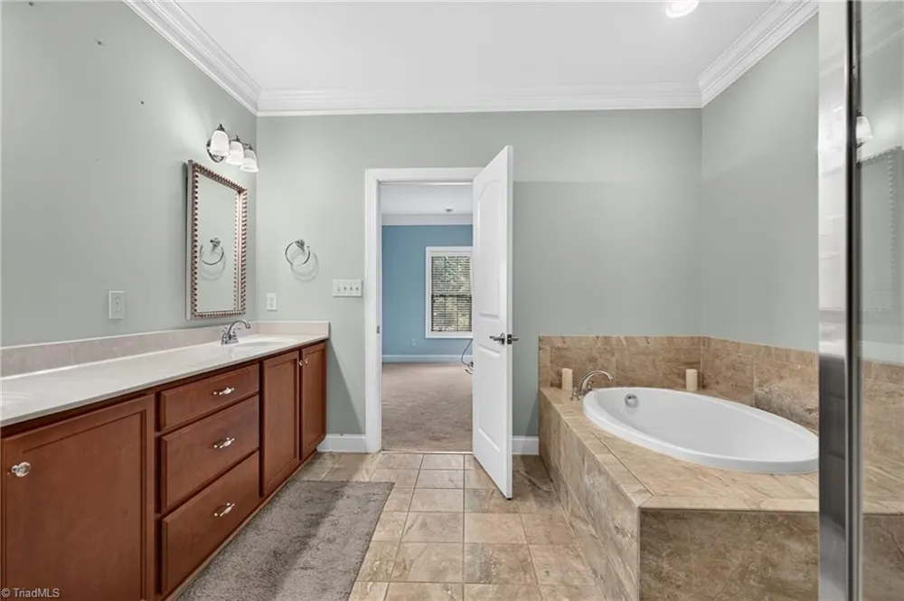 204 Jordan Ridge Way Jamestown, NC 27282