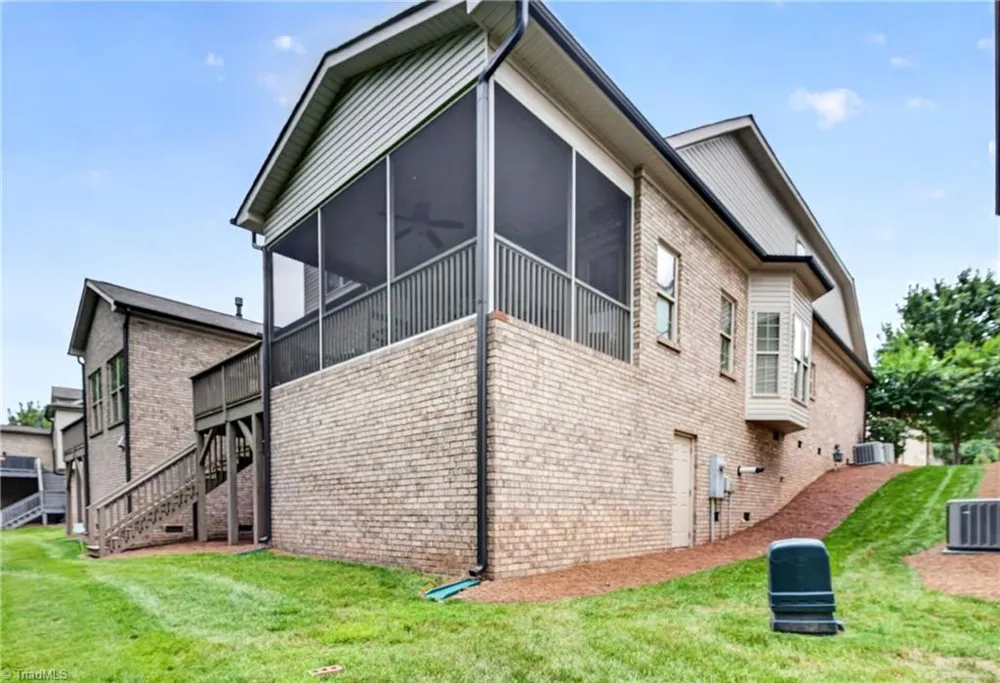204 Jordan Ridge Way Jamestown, NC 27282
