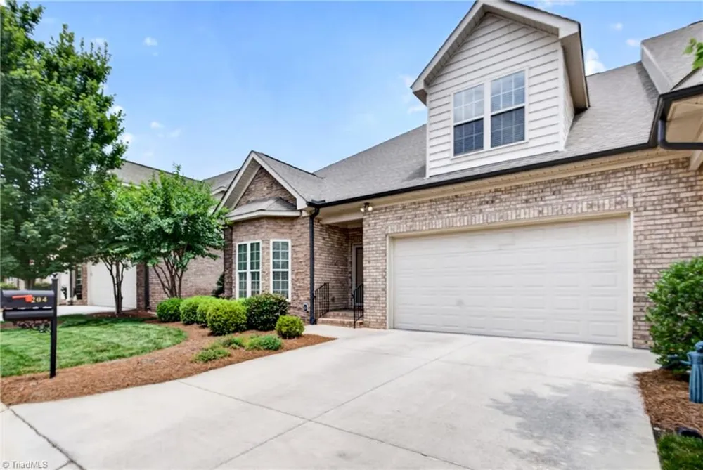 204 Jordan Ridge Way Jamestown, NC 27282