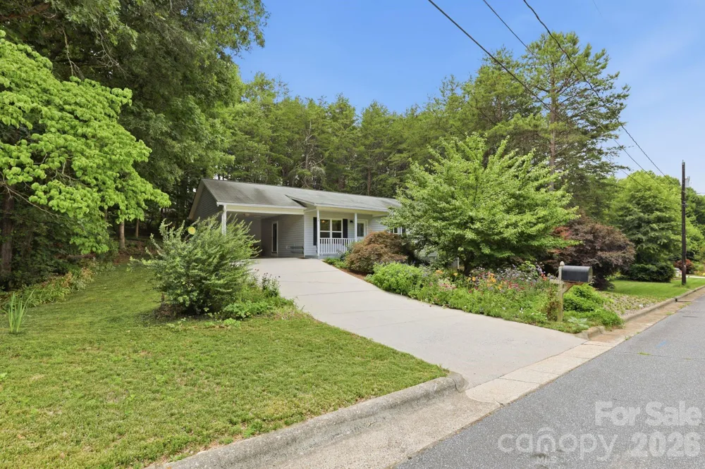 15 Valley Street Granite Falls, NC 28630