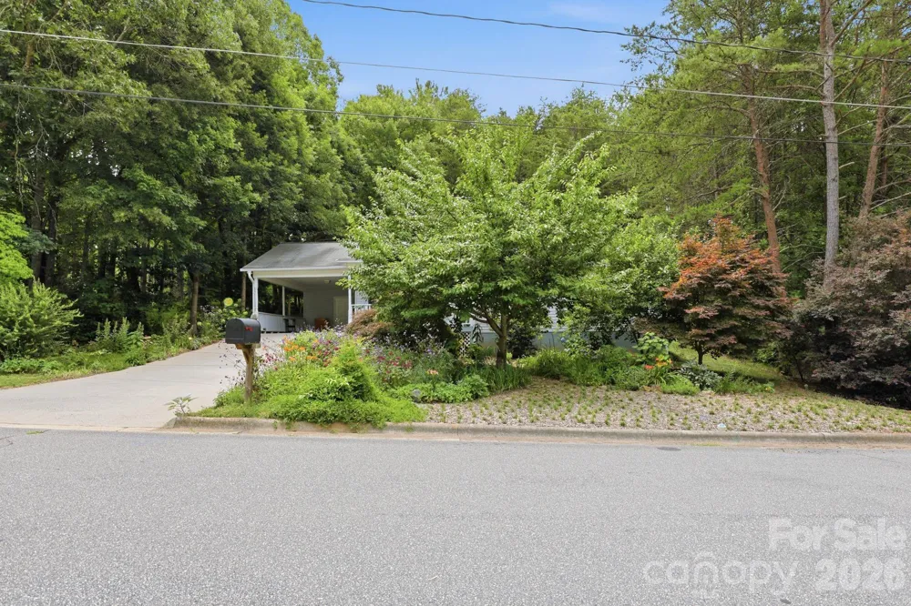 15 Valley Street Granite Falls, NC 28630
