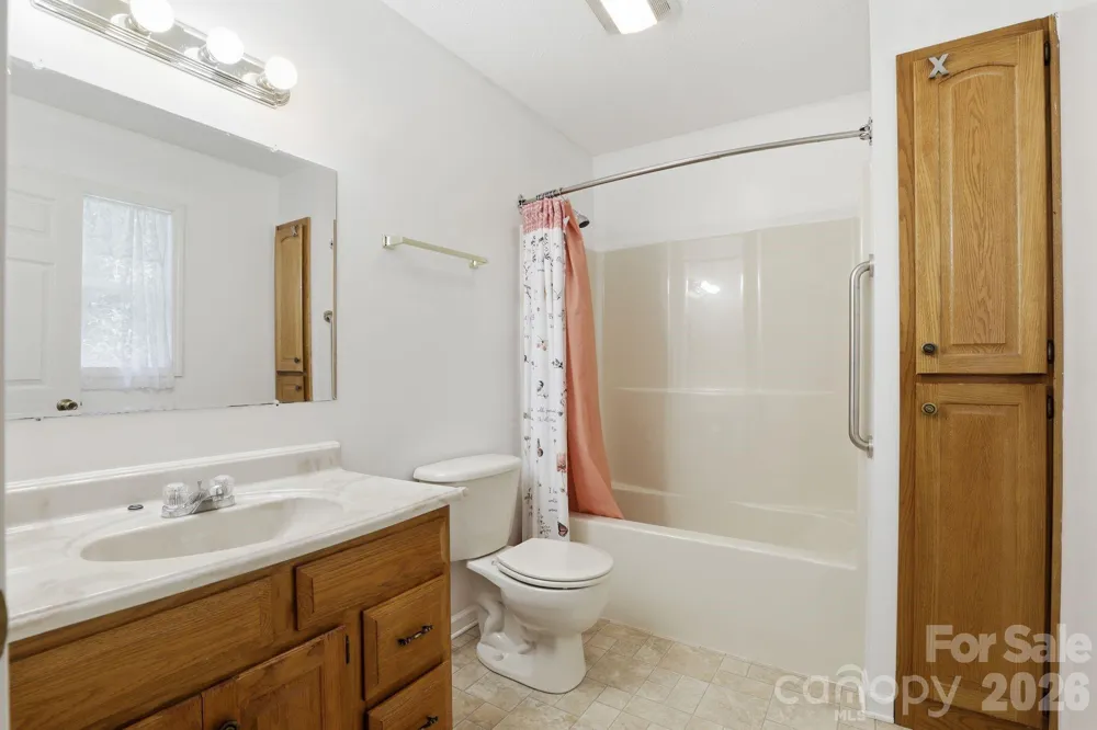 15 Valley Street Granite Falls, NC 28630