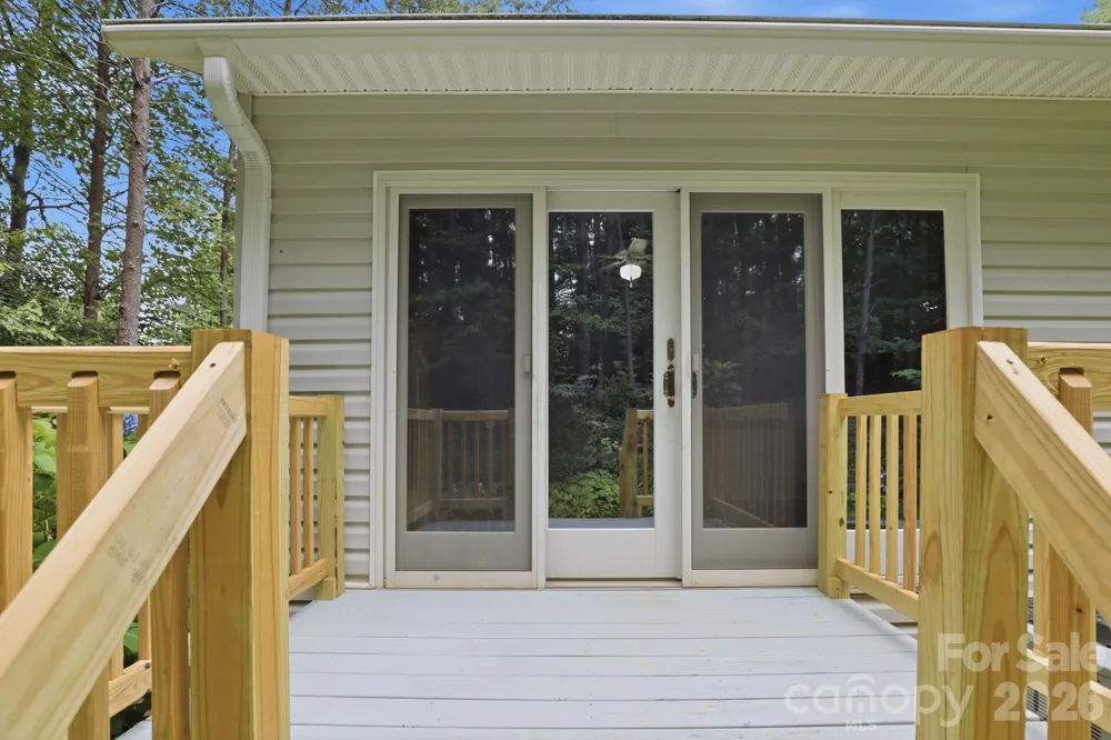 15 Valley Street Granite Falls, NC 28630