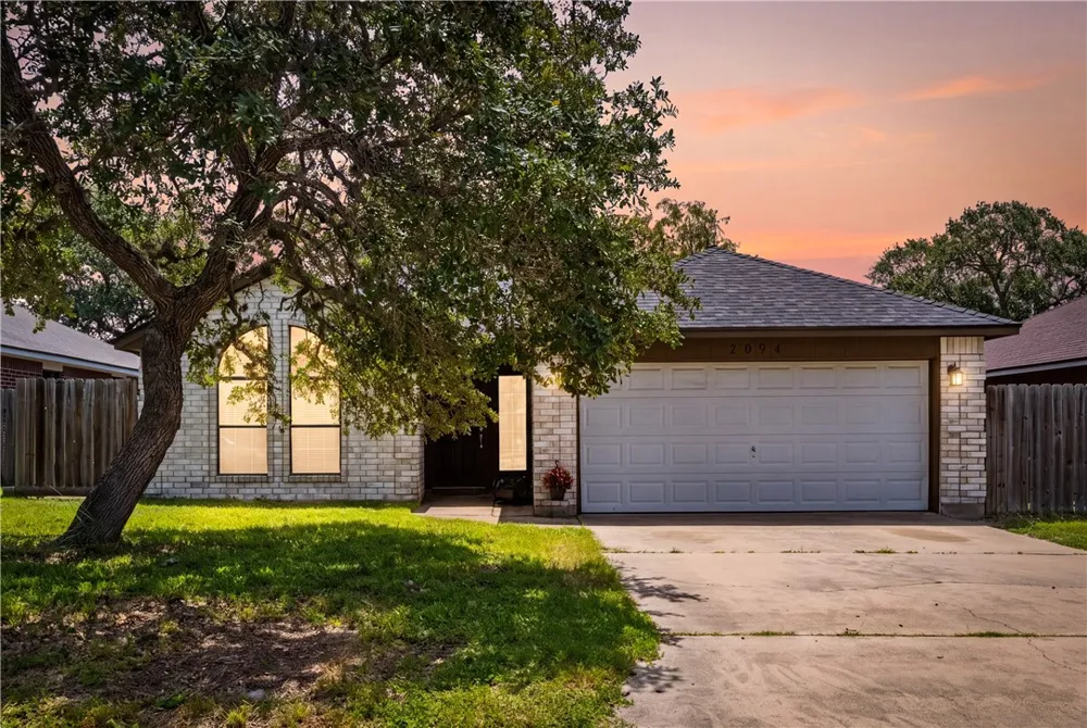 2094 Ridgewood Circle Ingleside, TX 78362