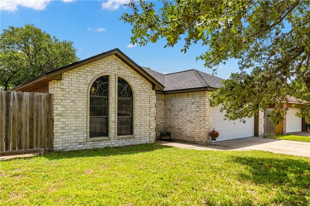 2094 Ridgewood Circle Ingleside, TX 78362