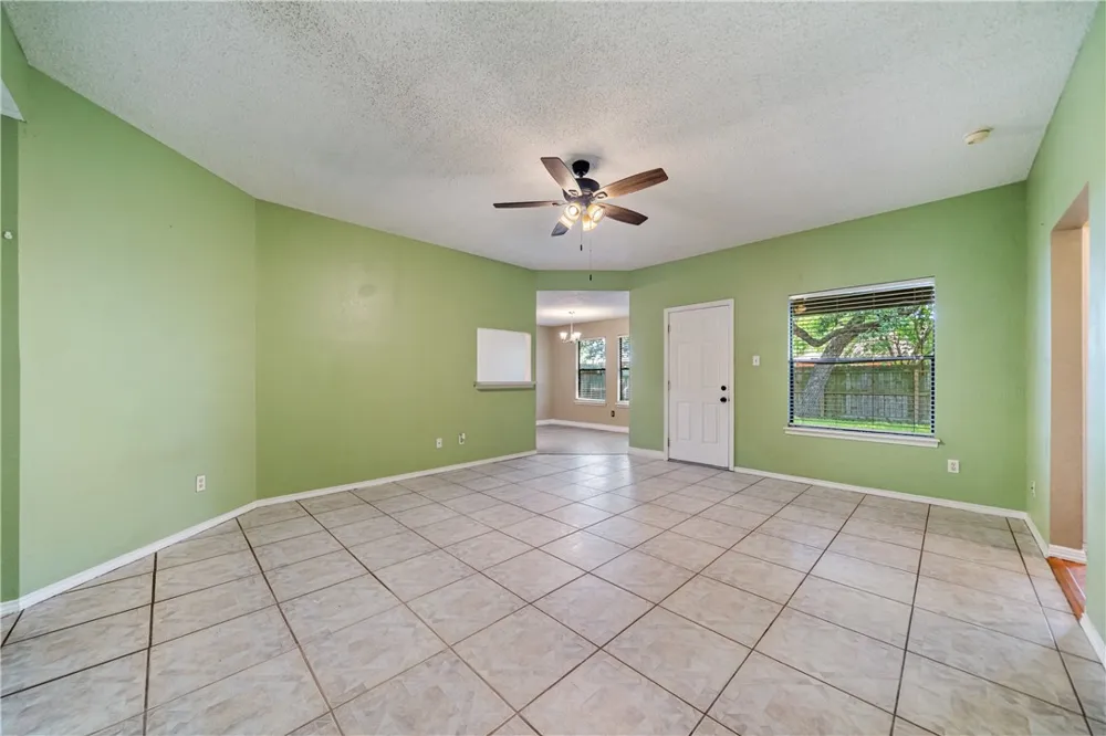 2094 Ridgewood Circle Ingleside, TX 78362