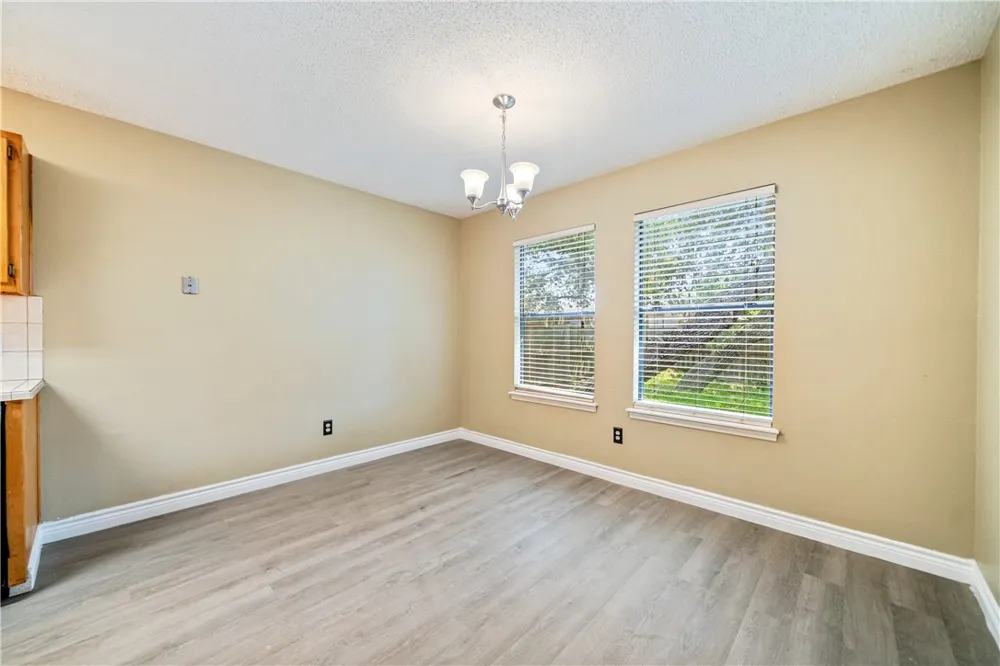 2094 Ridgewood Circle Ingleside, TX 78362