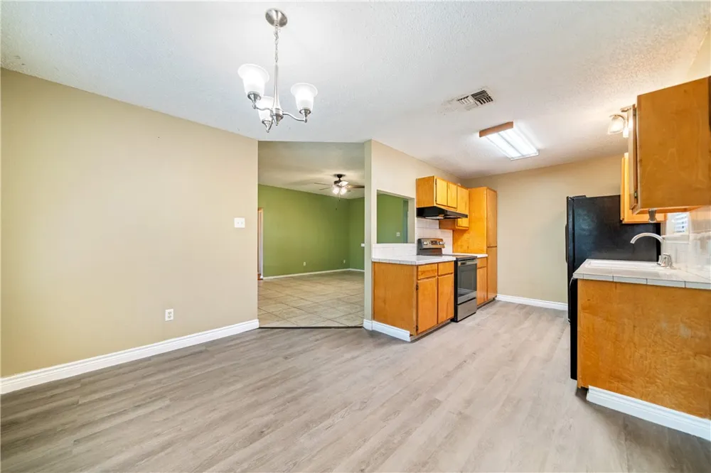 2094 Ridgewood Circle Ingleside, TX 78362
