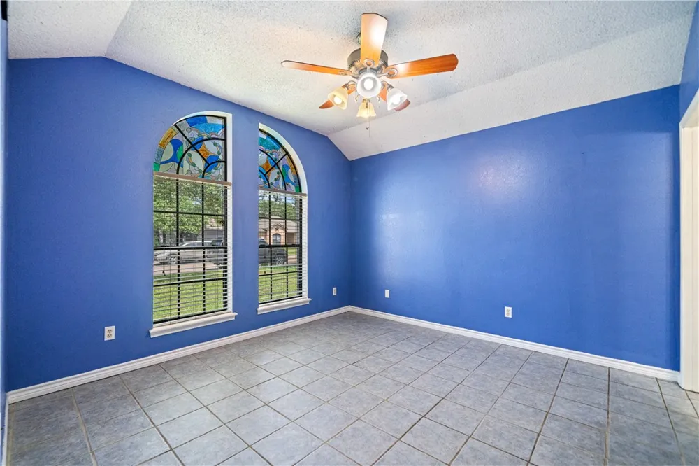 2094 Ridgewood Circle Ingleside, TX 78362