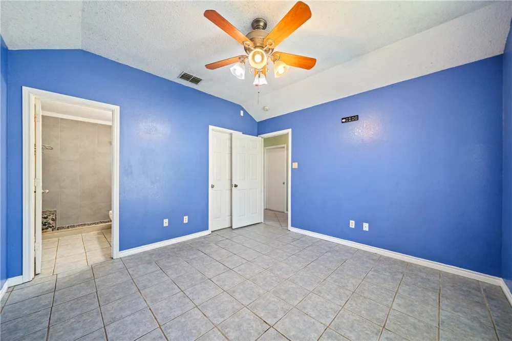 2094 Ridgewood Circle Ingleside, TX 78362