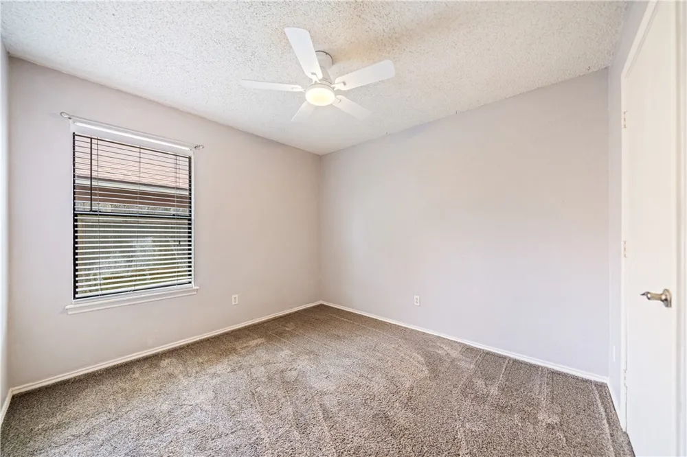 2094 Ridgewood Circle Ingleside, TX 78362
