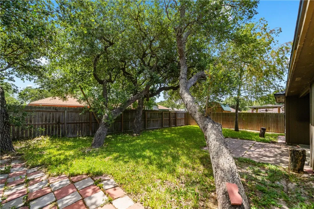 2094 Ridgewood Circle Ingleside, TX 78362