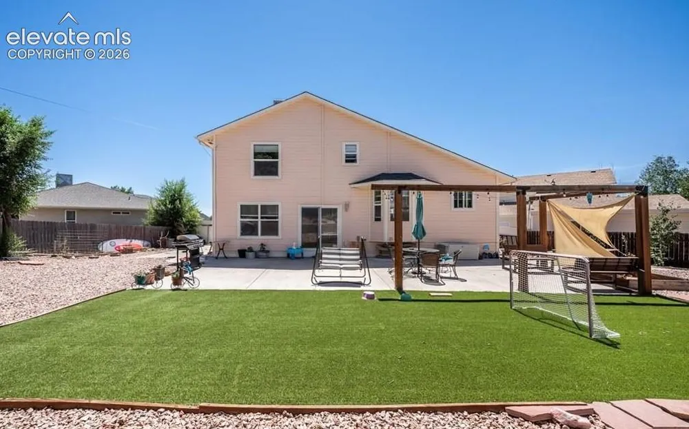 15 White Dove Court Pueblo, CO 81001