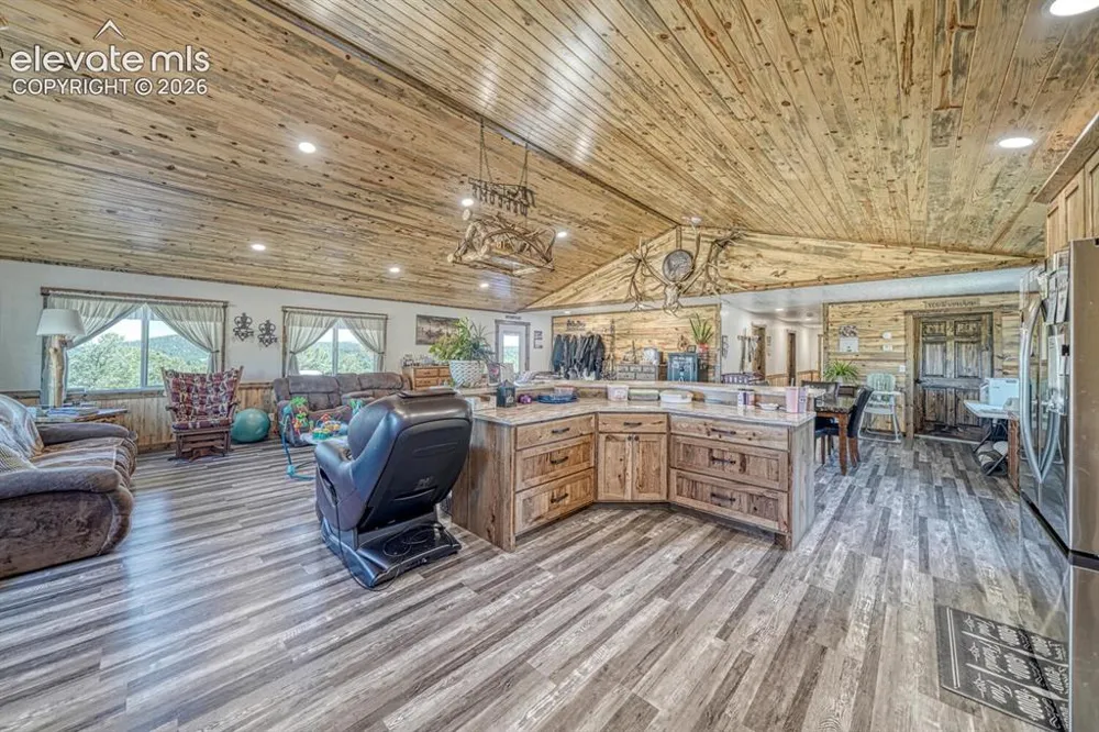 1625 Black Cloud Circle Westcliffe, CO 81252