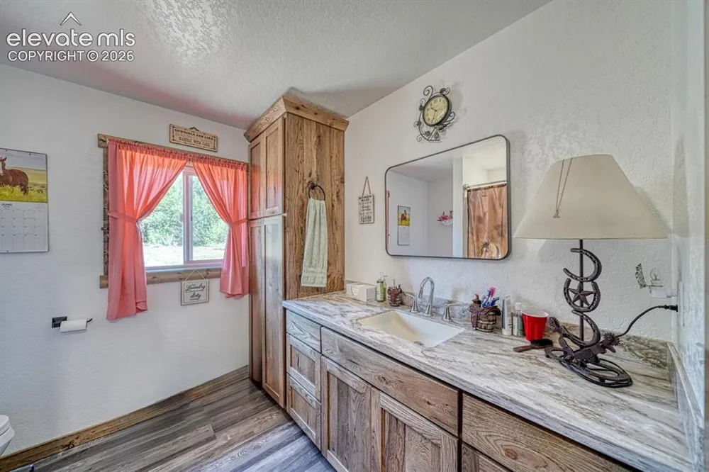1625 Black Cloud Circle Westcliffe, CO 81252