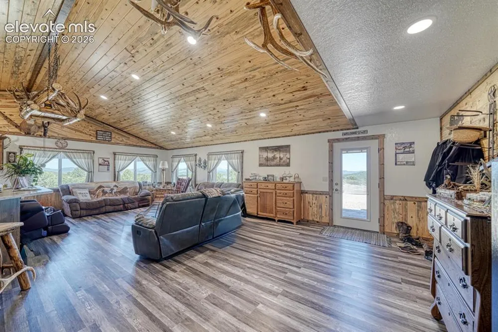 1625 Black Cloud Circle Westcliffe, CO 81252