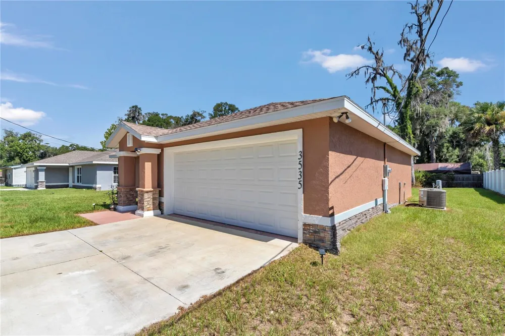 3535 SE 131ST PLACE Belleview, FL 34420