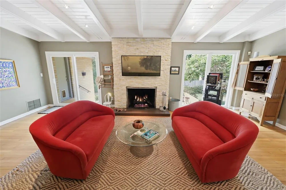 2006 NW 14TH AVENUE Gainesville, FL 32605