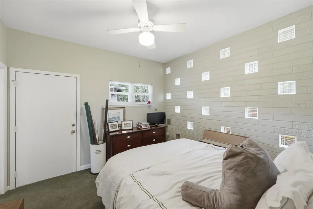 2006 NW 14TH AVENUE Gainesville, FL 32605