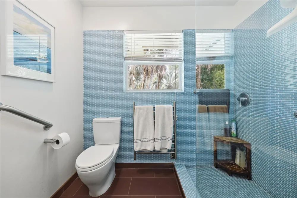 2006 NW 14TH AVENUE Gainesville, FL 32605