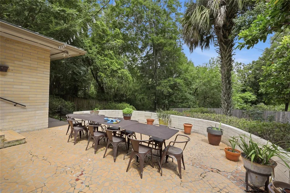 2006 NW 14TH AVENUE Gainesville, FL 32605