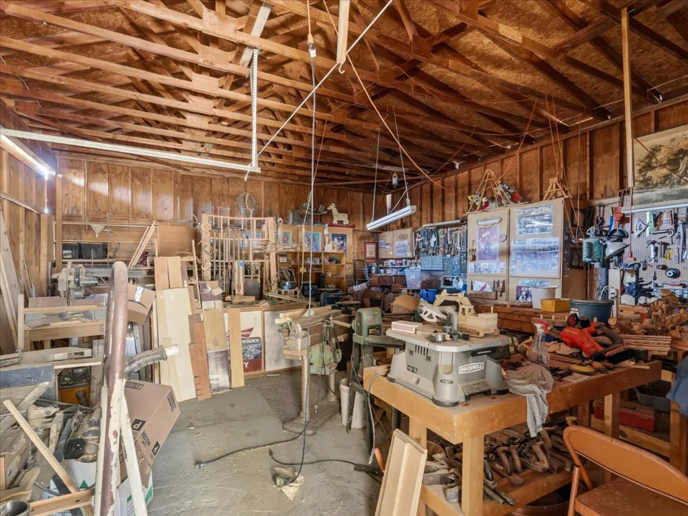 35928 Road 606 Raymond, CA 93653