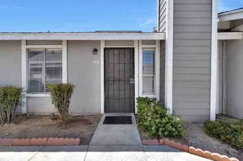 1027 W Dakota Avenue #108